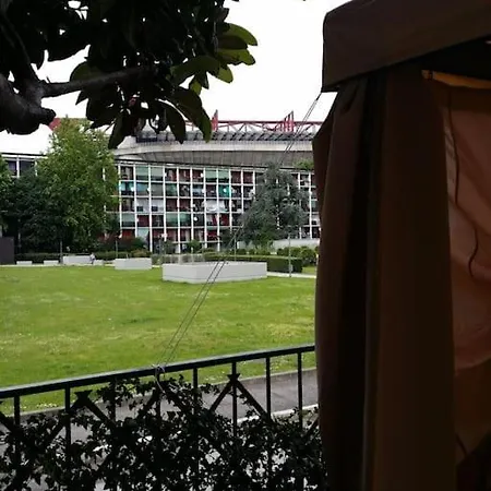 Apartamento Vicino Allo Stadio Di San Siro E Alla Fiera Milán