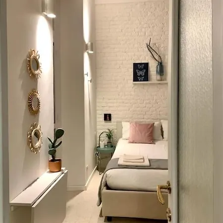 Stylish Flat In Porta Romana-fondazione Prada *