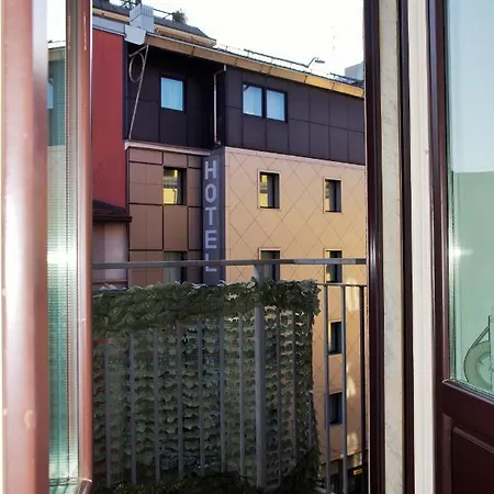 Incantevole De Angeli Lejlighed Milano