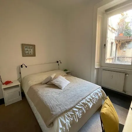 Deliziosa Stanza Nel Cuore Di Milano