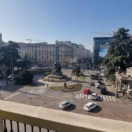 Casa Storica Piazza 5 Giornate Milánó