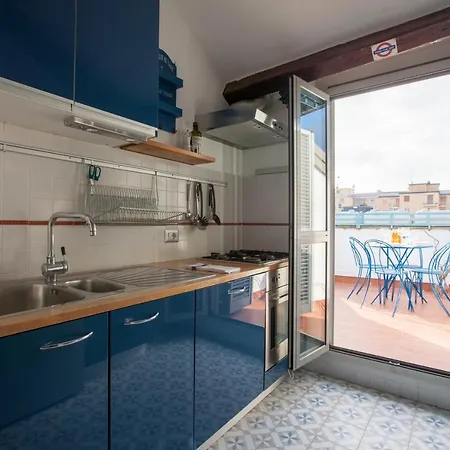 Guesthost - The Cosy Terrace Of Milano- Via Sardegna *