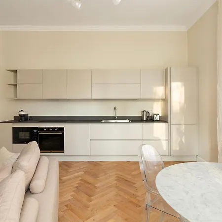 Nabila Apartment *