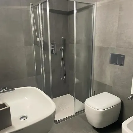Number 8 -number House Apartment *