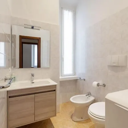Splendido 2 2 Bagni In Porta Venezia Apartmán