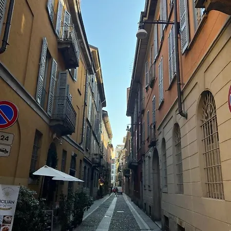 Delicious In The Heart Of Brera Апартаменты Милан