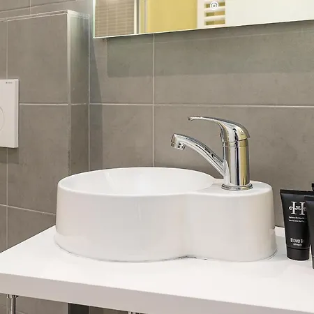 Hemeras Boutique Homes - Luxury In Center *