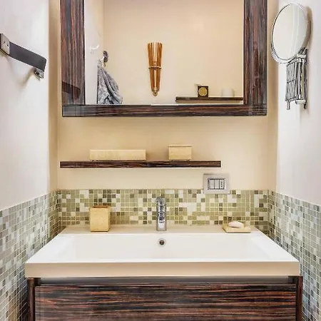 Amazing In The Heart Of Pta Venezia Apartment