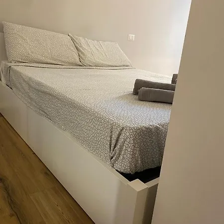 Isola Studio Milan