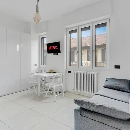 Metro M1 - Smart Home, Fast Free Wifi & Netflix * Milan