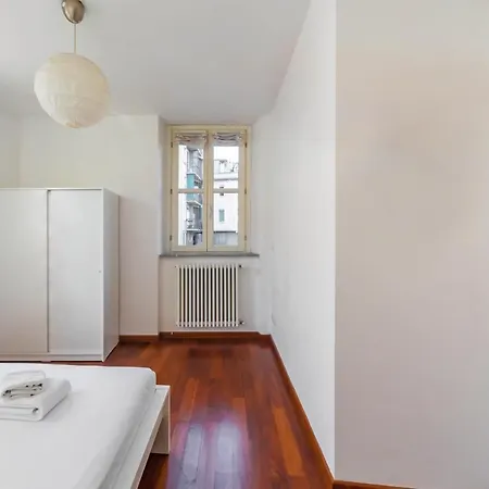 Cozy Flat 500m From Affori Fn!