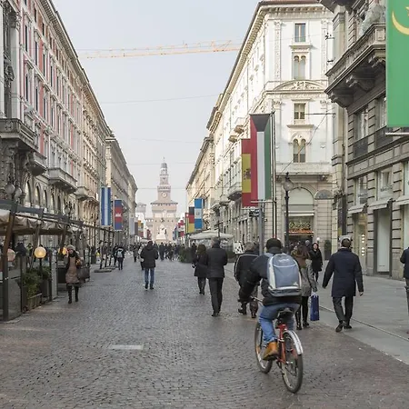 Del Bollo Halldis Apartament Mediolan