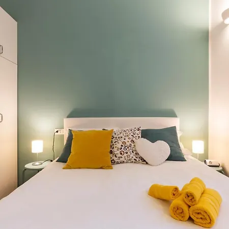 Voghera Fashion District Apartment *