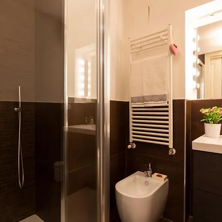 Voghera Fashion District Apartment *
