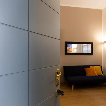 Voghera Fashion District Apartment Milan
