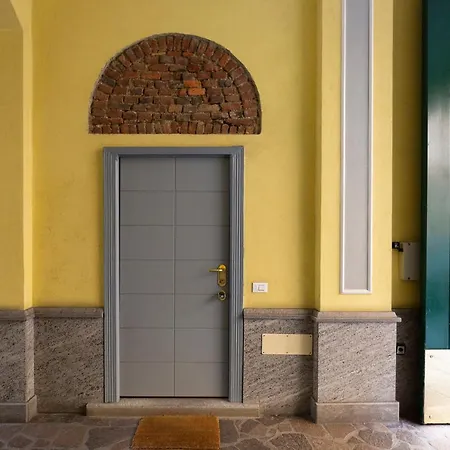 Apartment Voghera Fashion District