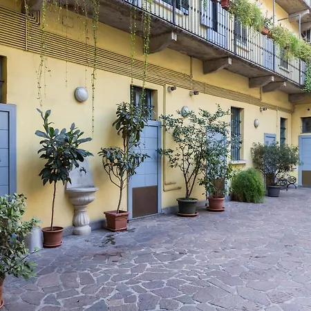 Voghera Fashion District Apartment