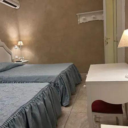 Boutique Calais - Washington Milan