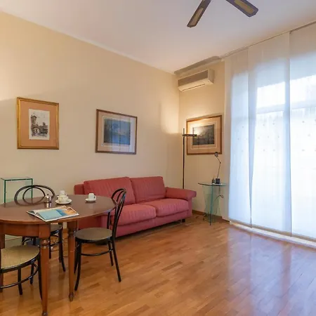 Lägenhet Comodo Tra Brera E Porta Nuova *