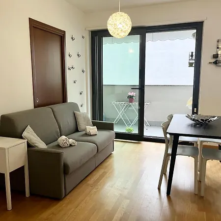 Sulla Metro 3 Gialla Maciachini Apartman