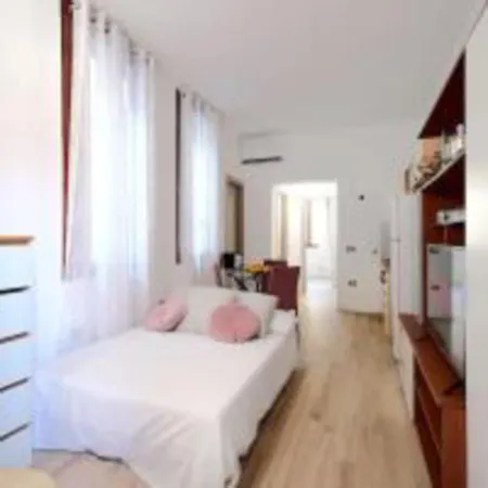Apartamento Navigli Grazioso Loft Per 4 Persone Milán