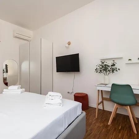 Custodi Apartament *
