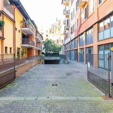 Easylife - Spazioso E Luminoso Trilocale Con Balcone A Loggia Per Pausa E Relax Apartment Milan