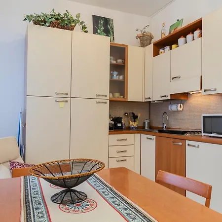 Mariblanca - Mac Mahon 45 Milán