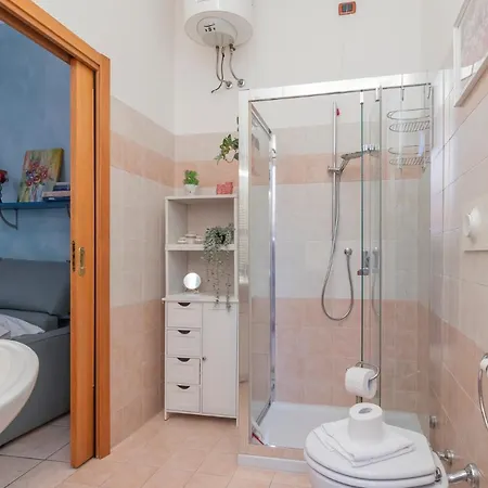 Mariblanca - Mac Mahon 45