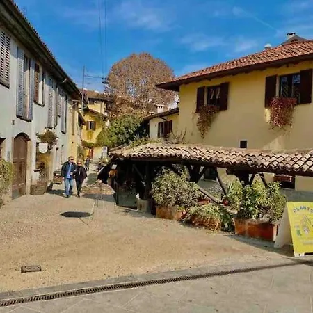 Naviglium Darsena * Milano