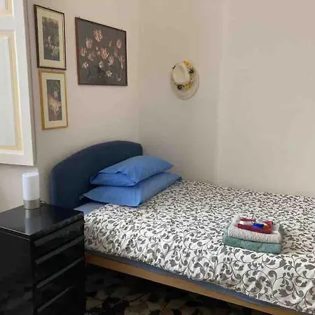 Design 29b Apartment Milan