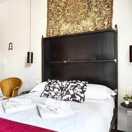 Cavemi - Via Sammartini Apartamento