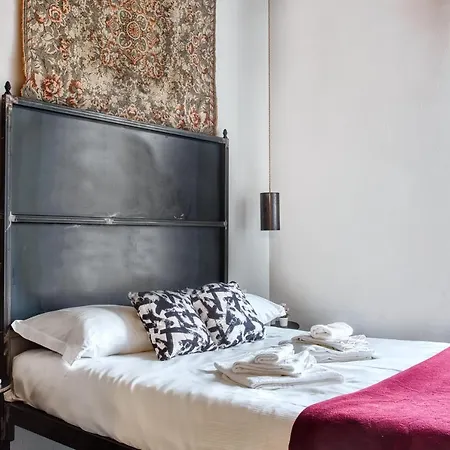 Cavemi - Via Sammartini Apartamento *