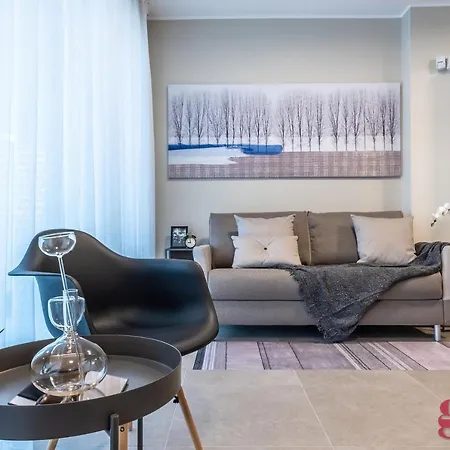 Apartment Stilicone 15 - Luxury Apt 4c