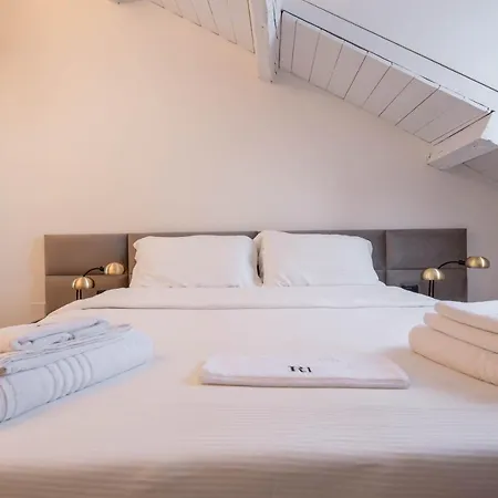 Brera Flat Near Duomo Milaan