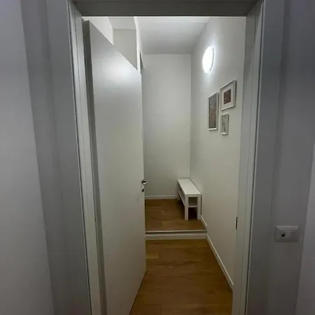 דירה Monolocale 1 Istria M5 מילאנו