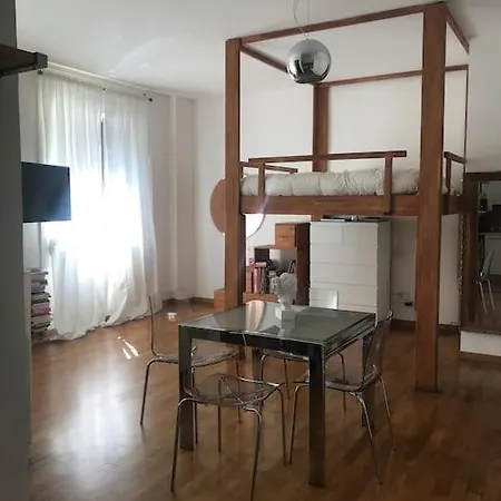 Moderno In Porta Romana Milan