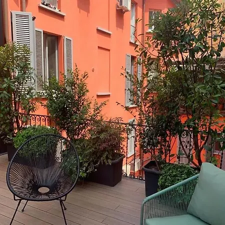 New Stylish Studio With Terrace, In Porta Venezia Milão