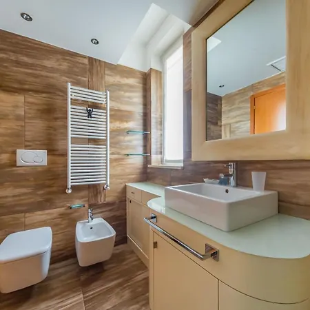 Cozy Apt - Corso Vercelli & Conciliazione M1