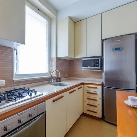 Apartment Cozy Apt - Corso Vercelli & Conciliazione M1 *