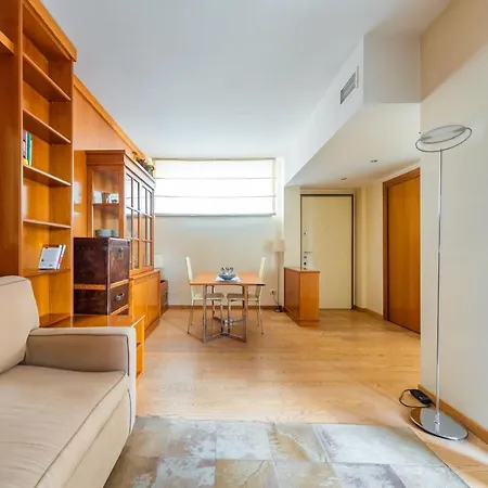 Cozy Apt - Corso Vercelli & Conciliazione M1 *