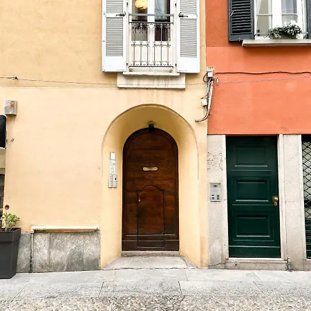 Atelier De Charme In Brera-duomo Appartement