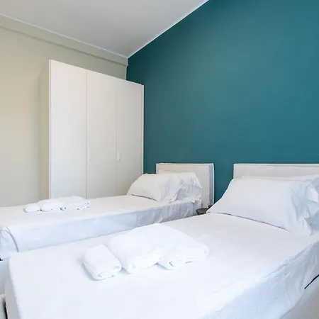 Daplace - Portaluppi Apartament *