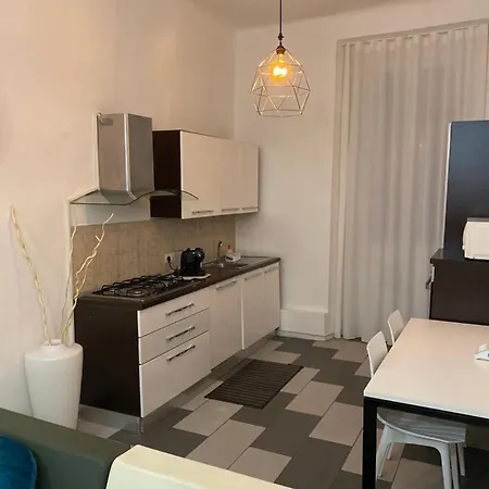 Casetta Buenos Aires 58 * Milano