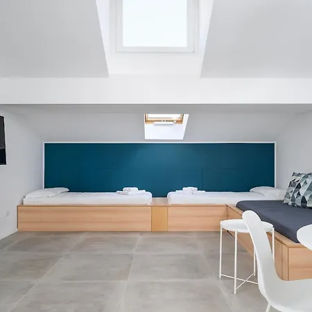 Design Attic Porta Venezia 65m2 - Self Check-in * Milan
