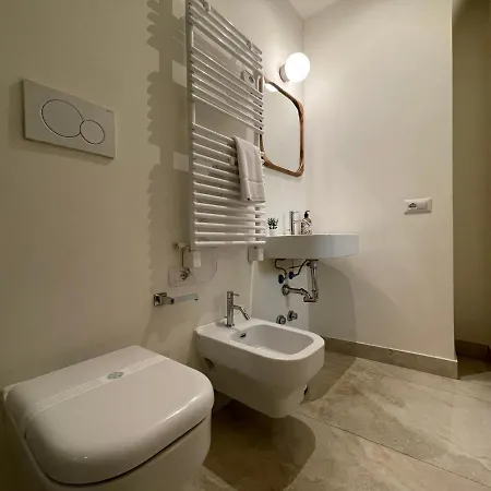 Brera-centro Nuovo Con Cortile Privato Milan