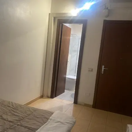 Mrhostel * Milan