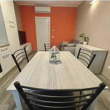 In Centro A Con A/c & Wi-fi * Milano