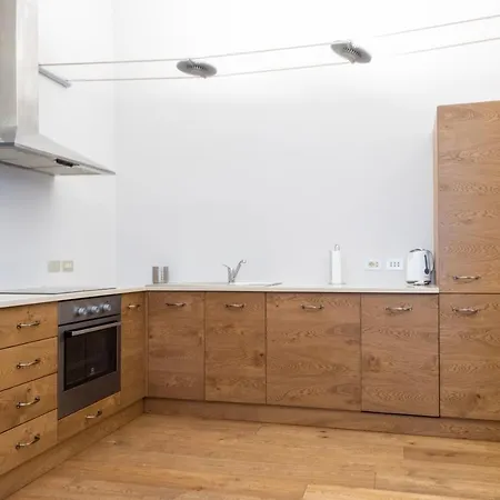 Porta Venezia Elegant Penthouse With Terrace 아파트