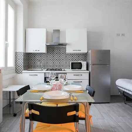 V.le Certosa Comfy Studio! Apartment *